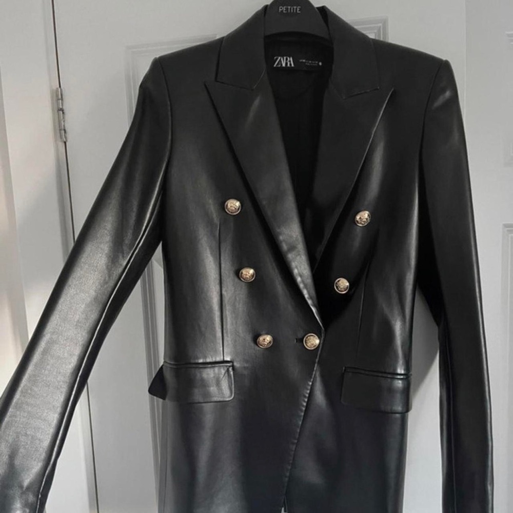 ZARA Women’s Double breasted faux leather blazer